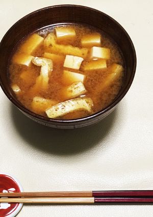 お豆腐と油げのお味噌汁-レシピのメイン写真