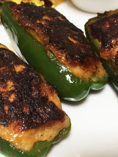 鶏生つくねで、お手軽ピーマンの肉詰め*-レシピのメイン写真