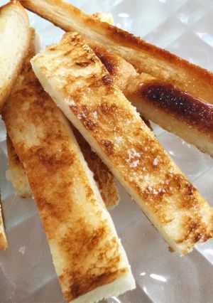 食パンで簡単♪サクッと甘いおやつ感覚-レシピのメイン写真