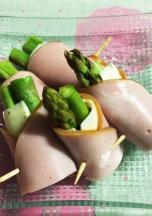アスパラのハムチーズ巻き♪-レシピのメイン写真
