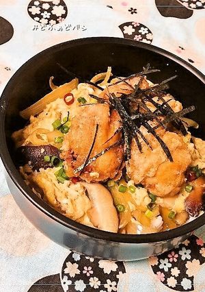 ピリ辛✿鶏唐✿親子丼-レシピのメイン写真