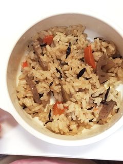リメイクごはん(煮物→炊き込みごはん)-レシピのメイン写真