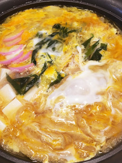 有名店の味を家庭で再現!醤油仕立ての鶏鍋-レシピのメイン写真