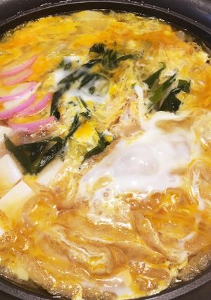 有名店の味を家庭で再現！醤油仕立ての鶏鍋-レシピのメイン写真