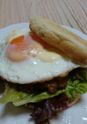朝食に♪とろ～りたまごの肉サンドイッチ★-レシピのメイン写真