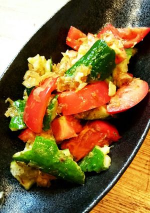 キュウリとトマトのおかかサラダ-レシピのメイン写真
