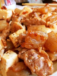 豚肉こんにゃく豆腐の醤油麹炒め-レシピのメイン写真