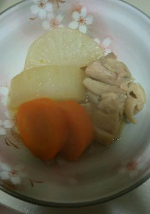 簡単†お出汁が香る鶏肉と野菜の煮物-レシピのメイン写真