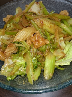 セロリとキャベツのホルモン炒め-レシピのメイン写真