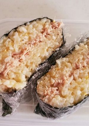 コーンポタージュとツナのおにぎらず-レシピのメイン写真