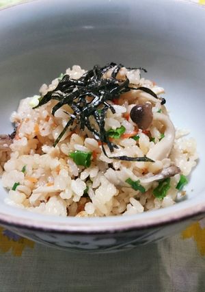 調理師ﾖﾘ～酷あるきのこ炊き込みご飯^^-レシピのメイン写真