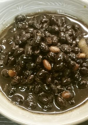 意外に美味しい!タイ風黒豆煮込み-レシピのメイン写真