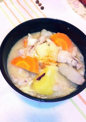 野菜と生姜たっぷりとん汁♥体ポカポカ☺-レシピのメイン写真