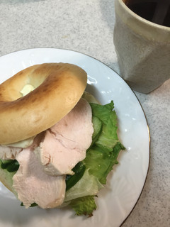 鶏ハムのベーグルサンド-レシピのメイン写真