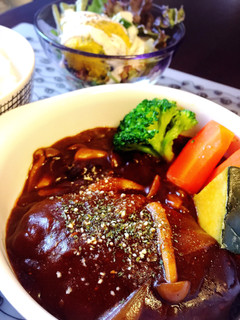 すぐ出来る☆煮込みハンバーグ-レシピのメイン写真