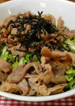 1人ランチにも☆豚の醤油麹丼-レシピのメイン写真