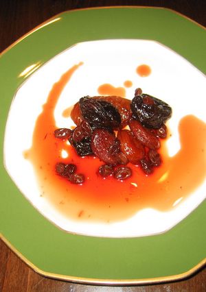 ドライフルーツの赤ワイン煮　シナモン風味-レシピのメイン写真