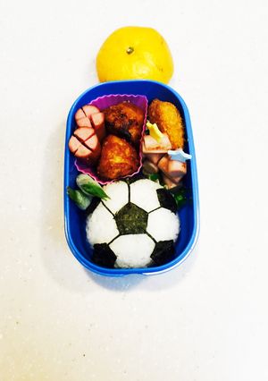 サッカーボール弁当☆-レシピのメイン写真