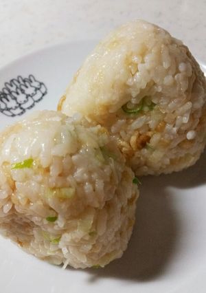 簡単美味しいヤミツキになる悪魔のおにぎり-レシピのメイン写真