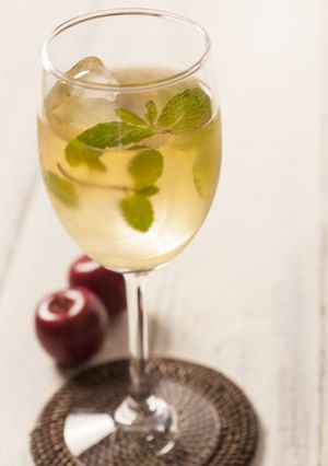 さわやか！きび酢のリンゴジュース割り-レシピのメイン写真