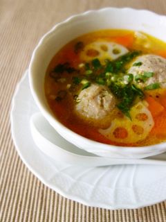 鶏つくねと根菜のぽかぽか生姜スープ-レシピのメイン写真