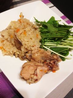 簡単!鶏手羽で炊き込みご飯 入れるだけ!-レシピのメイン写真