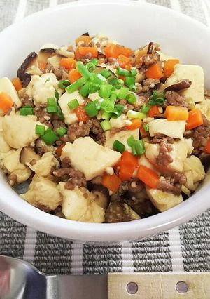 ガッツリ！炒り豆腐丼-レシピのメイン写真