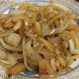 じゃがいもと玉ねぎのピリ辛炒め