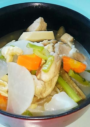 鶏モモ肉で具だくさん＊豚汁もどき-レシピのメイン写真