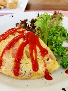お腹満足!さつまいもゴロゴロオムレツ-レシピのメイン写真