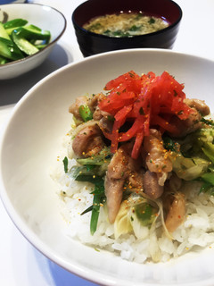 めんつゆで簡単!ネギたっぷり鶏肉丼-レシピのメイン写真