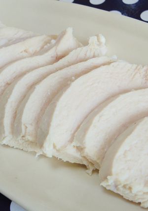 簡単♡サラダチキン(茹で鶏)-レシピのメイン写真