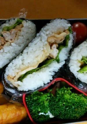 簡単♪ガッツリ男子のおにぎらず-レシピのメイン写真