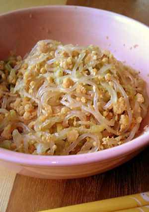 低ｶﾛ♪おから肉そぼろ+しらたき焼きそば-レシピのメイン写真