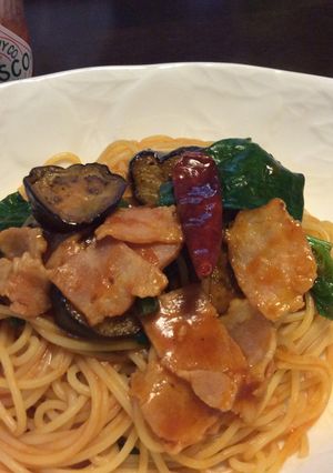 トマトジュースでなすとほうれん草のパスタ-レシピのメイン写真