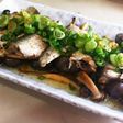 焦がし茸と焼きオイルサーディン