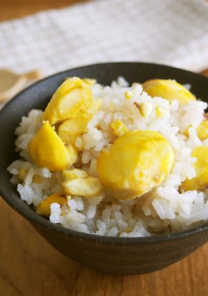 ほっくり甘い♪栗ご飯♪冷凍栗でも大丈夫♪-レシピのメイン写真