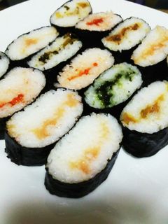 小さいおにぎらずを3種類1回で作る方法-レシピのメイン写真