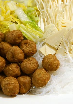 コスパ抜群☆寒い冬には中華風肉団子鍋-レシピのメイン写真