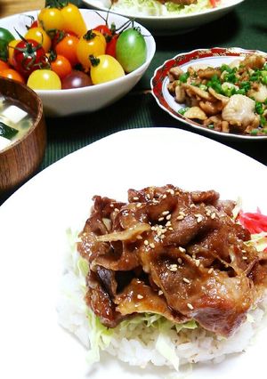 鶏皮ポン酢 簡単 右奥のお皿です。。-レシピのメイン写真