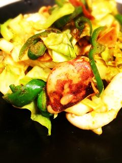 イカとキャベツピーマンのカレー炒め-レシピのメイン写真