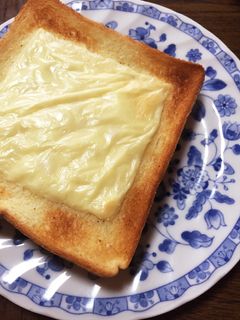 超簡単☆塩チーズトースト-レシピのメイン写真