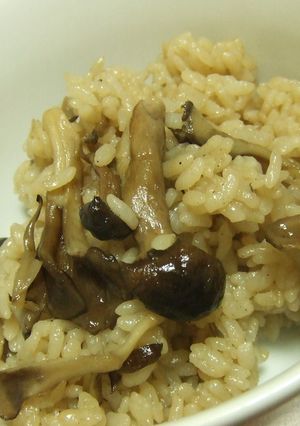 わが家の味♡舞茸&しめじの炊き込みご飯☆-レシピのメイン写真