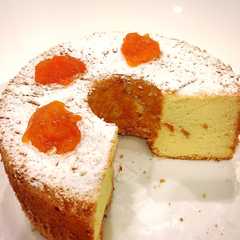 รูปของ 柿のシフォンケーキ