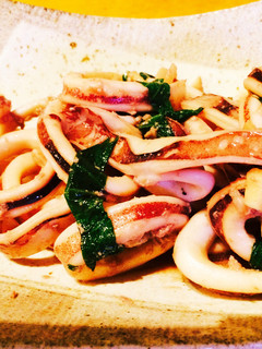 簡単イカニンニクとシソのバターソテー♪♪-レシピのメイン写真