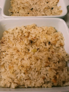 ランチや軽食に♪簡単きのこガーリック炒飯-レシピのメイン写真