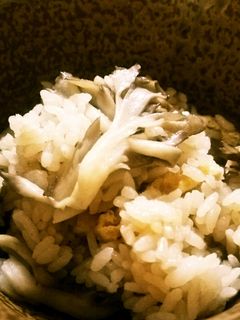 免疫力アップ!舞茸と油あげの炊き込みご飯-レシピのメイン写真
