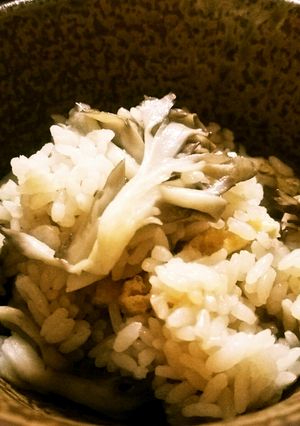 免疫力アップ!舞茸と油あげの炊き込みご飯-レシピのメイン写真