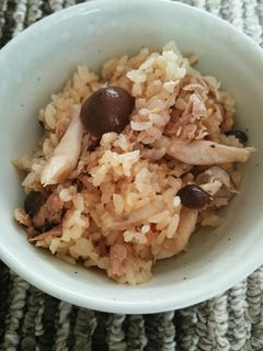 ツナとしめじの炊き込みご飯-レシピのメイン写真