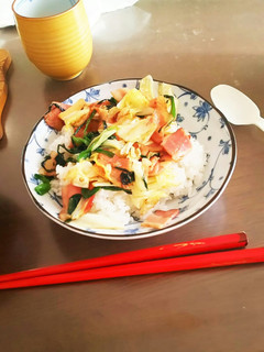 キャベツとにら。焼肉のたれ味飯-レシピのメイン写真